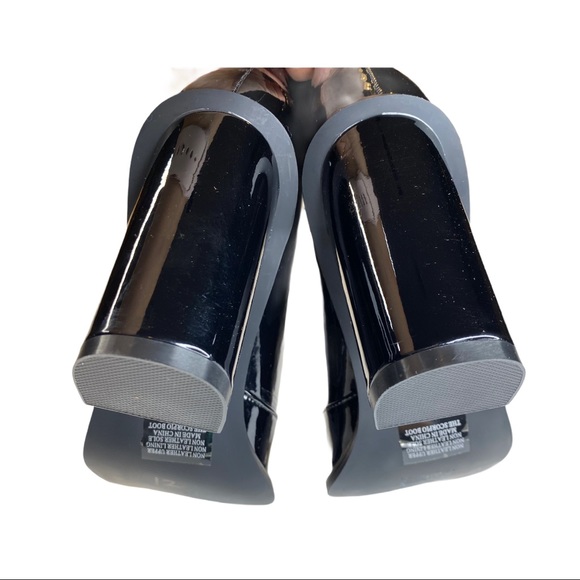 Black Patent Faux Leather Pointed Toe Ankle Bootie - Picture 11 of 11